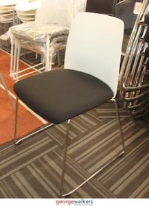 PR1605 - White/Black Reception Chair