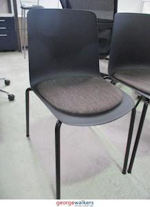 Second hand furniture: PR5134 - Black Reception Chair