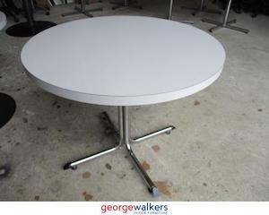 Second hand furniture: PR5529 - White  Round Table