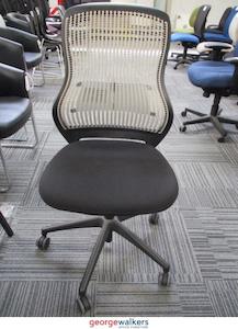 PR5504 - Black/White Formway Office Chair