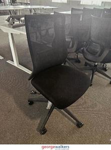 PR5105 - Black Okamura Office Chair