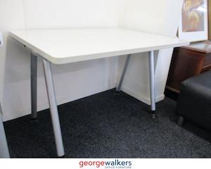 PR4844 - Ash Straight Desk