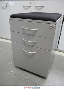 Second hand furniture: PR5585 - Grey Formway Drawer Mobile