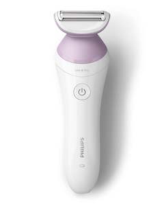 Philips Cordless shaver with Wet and Dry use BRL136/00