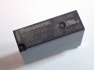 Electronic Component: ALDP1F05, 5V power relay SPDT