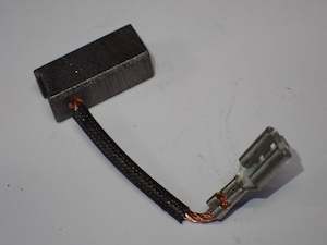 Dc Motors: Motor brush 7x7.8 18mm