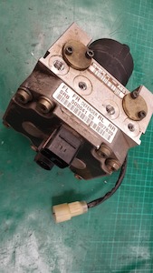 ABS  Valve Block / Motor Assembly   Land-rover  Defender  WABCO