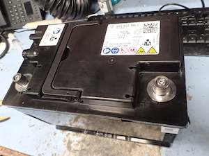 Repair Engine Ecu Injection Pumps: Porsche Lithium battery repair and reset service - 9Y0 915 105 L