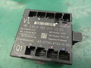 MERCEDES-BENZ A 166 900 55 05 / A1669005505 CLA Coupe (C117) 2014 Control unit for door