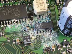 Repair Water Damaged: Water Damage Repair to PCB board