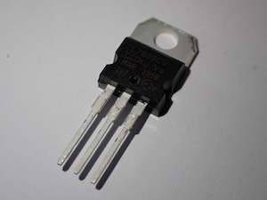 Voltage Regulators 1: L7809CV, Positive adjustable voltage regulator, TO-220