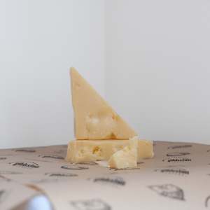 Cheese: Nevis Maasdam