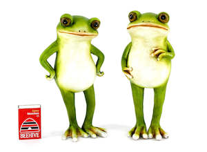 Gift: Standing Frogs