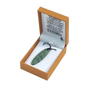 NZ Greenstone / Pounamu Oval Pendant (5cm Long) – Giftware & Engravers