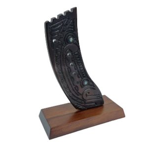 Carved NZ Pine Waka Stern on Stand (Small) – Giftware & Engravers