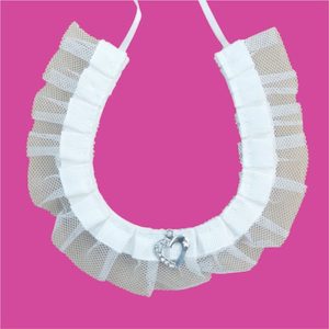 Wedding Horseshoe: Frilly with Half & Half Diamante Heart – Giftware & Engravers