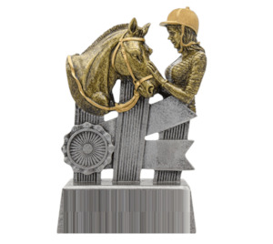 Resin Trophy: Horse Silver Ribbon – Giftware & Engravers