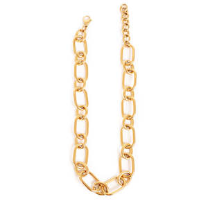 Womenswear: 2046-0268 Short chain - Gold