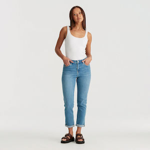 Mid Boyfriend Jean - Blue Courtesy