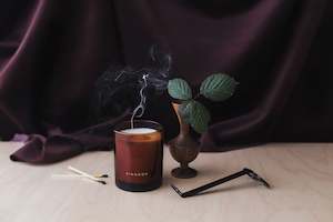 Kingdom Luxury Soy Candle - Clove & Tobacco