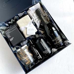 Internet only: House Warming Deluxe Gift Box