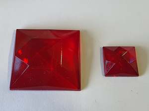 Department store: Square Red Faceted Jewels T