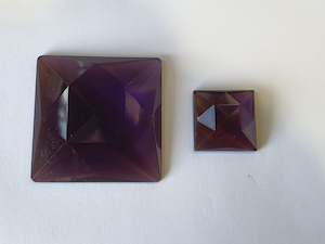 Square Violet Faceted Jewels T