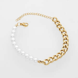 Stainless Steel Bracelet with Pearls Charms - Gold