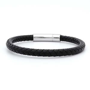 Black Braided One Line Leather Bracelet