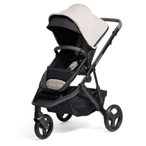 Store-based retail: Edwards & Co Oscar M2 Stroller - Sand