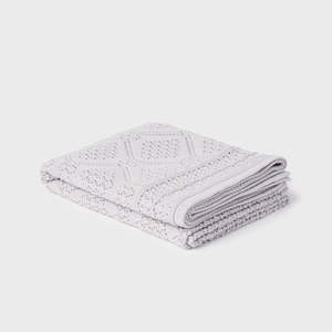 Store-based retail: Heirloom Merino Baby Blanket Geometric Pattern - Powder