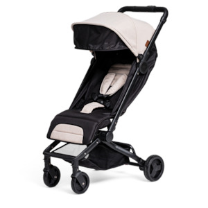 Store-based retail: Edwards & Co Otto Compact Stroller - more colours available