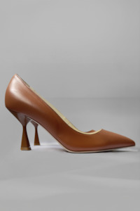 Clothing: Fucsia Nappa Pump - Cumino