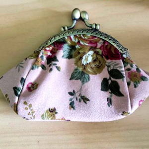 Floral Pink coin purse ⋆ Glorious Co