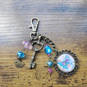 Custom-made purple bag charms ⋆ Glorious Co