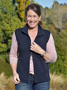 Merino zip outermost vest with zip pockets