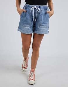 Elm: Emma Relaxed Denim Short - Mid Blue Wash