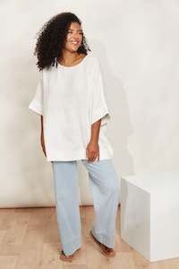 Eb Ive: Seraphic Relaxed Top / One Size - Opal