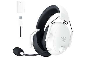 Razer BlackShark V2 HyperSpeed - Wireless Ultra-Lightweight Esports Headset - White