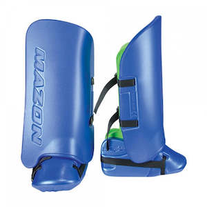 Sporting equipment: Junior Legguard/Kicker Set