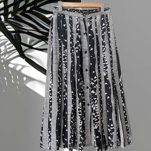 Spring: Shoshamma Skirt Size 10-12