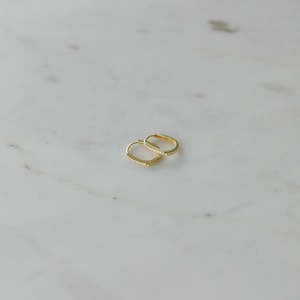 So Sleek Rock Hoops | Gold