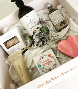 The Pamperer Gift Box