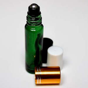 Green glass roll-on: 10ml