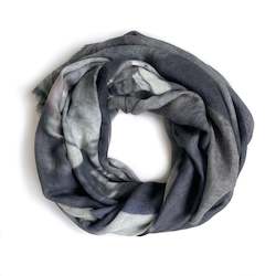 TONGARIRO BOULDERS skinny wool scarf