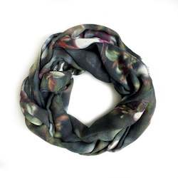 MANUKA BLOSSOM skinny wool scarf