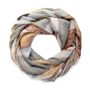 Personal accessories: A GRAND ENTRANCE oversized silk scarf