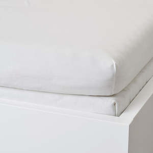 Furniture: IKEA VARVIAL Fitted sheet for day-bed, white, 80x200 cm