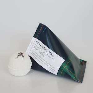 Gift: Botanical Man Bath Bomb - Coconut & Spiced Chai