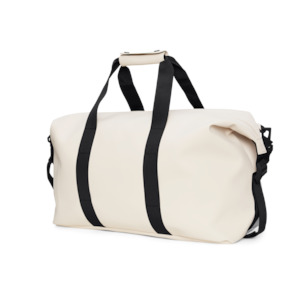 Gift: Rains Hilo Weekend Bag 14200 - Dune